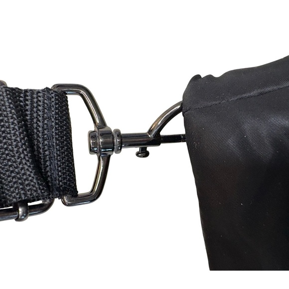 Marc Jacobs Black Nylon Crossbody Messenger Bag Leather Trim Silver Hardware - Picture 8 of 13